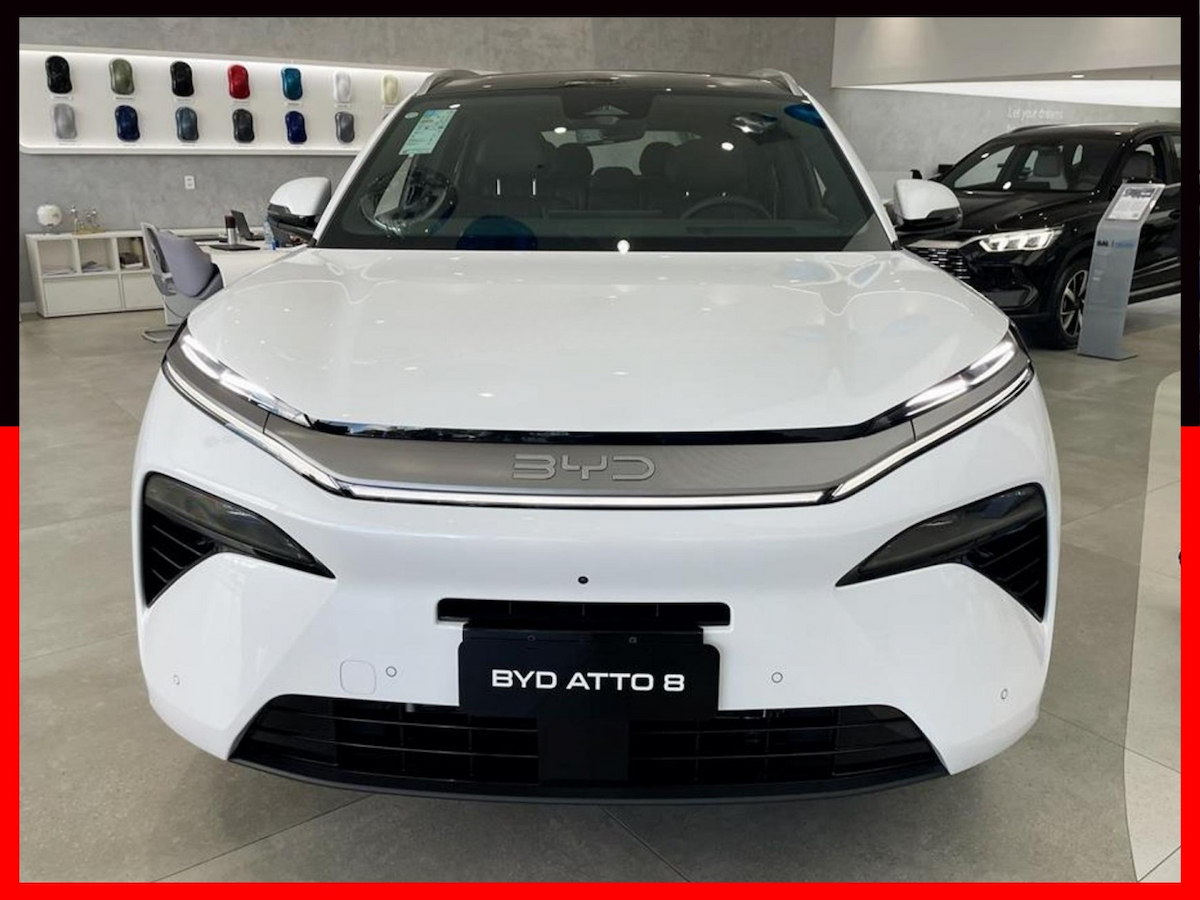 Foto do veículo BYD ATTO 8 1.5 TURBO PHEV AWD AUTOMÁTICO 2026/2027 0 KM R$ 371.800,00