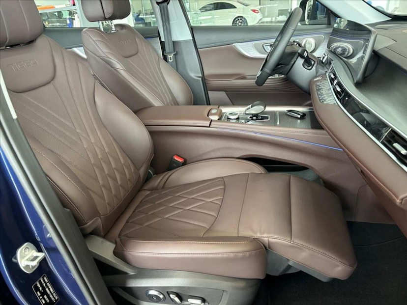 Foto do veículo CAOA CHERY TIGGO 8 PRO 1.5 TCI PLUG-IN HYBRID DHT 2027 0 KM 239.900,00