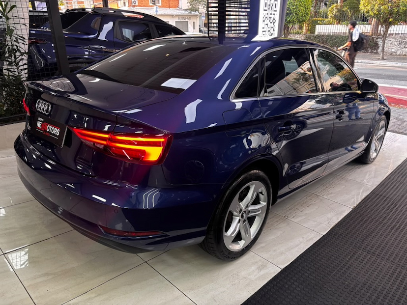 Foto do veículo AUDI A3 1.4 TFSI FLEX SEDAN PRESTIGE PLUS TIPTRONIC 2020 63.008 KM 124.777,00