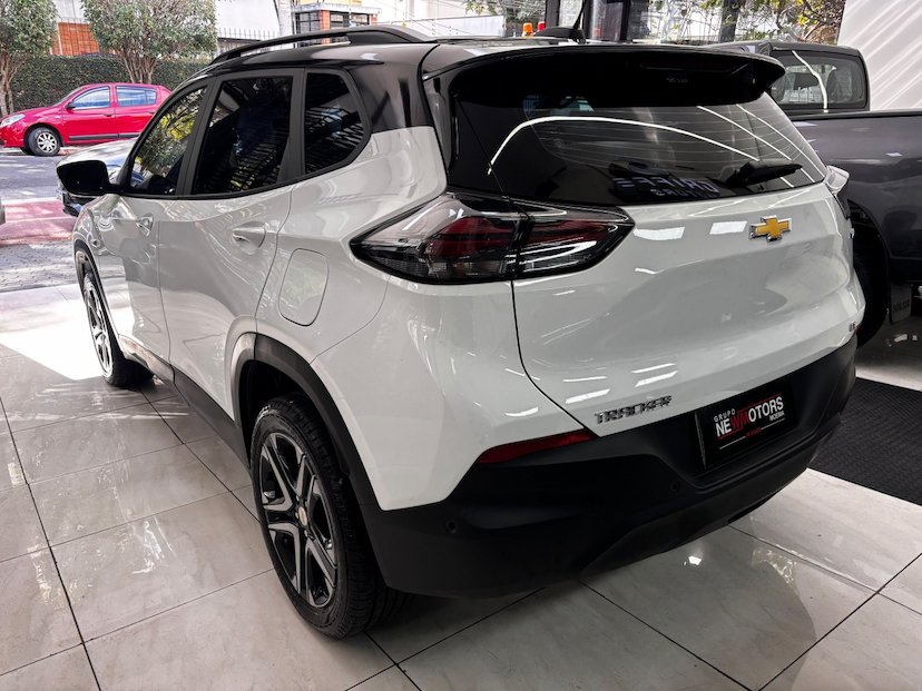 Foto do veículo CHEVROLET TRACKER 1.0 TURBO FLEX LT AUTOMÁTICO 2026 6.914 KM 117.777,00