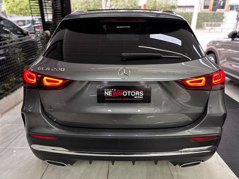 Foto do veículo MERCEDES-BENZ GLA 200 1.3 GCI GASOLINA AMG LINE 7G-DCT 2023 25.961 KM 242.777,00
