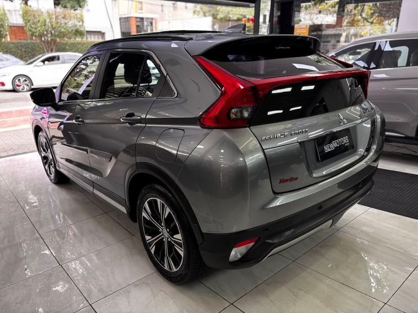Foto do veículo MITSUBISHI ECLIPSE CROSS 1.5 MIVEC TURBO GASOLINA HPE-S CVT 2019 67.085 KM 109.777,00
