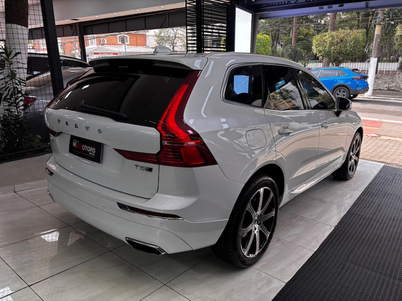 Foto do veículo VOLVO XC60 2.0 T5 GASOLINA INSCRIPTION AWD GEARTRONIC 2019 82.949 KM 158.777,00