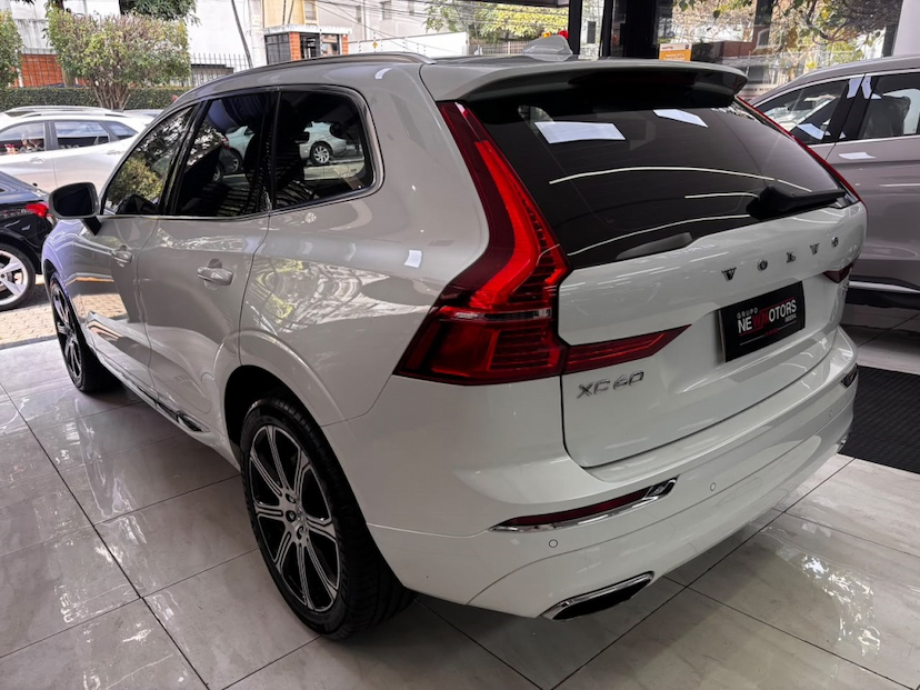 Foto do veículo VOLVO XC60 2.0 T5 GASOLINA INSCRIPTION AWD GEARTRONIC 2019 82.949 KM 158.777,00