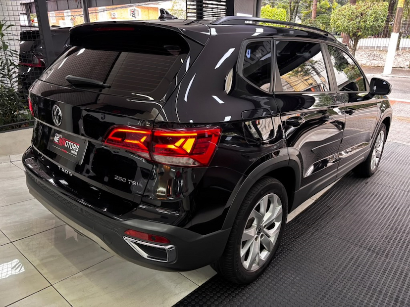 Foto do veículo VOLKSWAGEN TAOS 1.4 250 TSI TOTAL FLEX COMFORTLINE AUTOMÁTICO 2023 30.967 KM 134.777,00