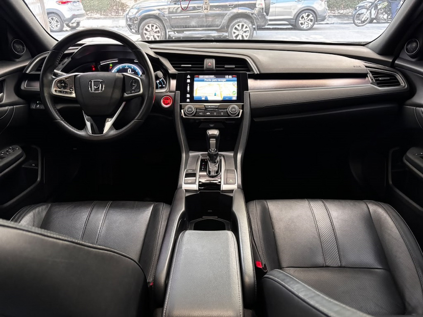 Foto do veículo HONDA CIVIC 1.5 16V TURBO GASOLINA TOURING 4P CVT 2019 78.061 KM 121.990,00