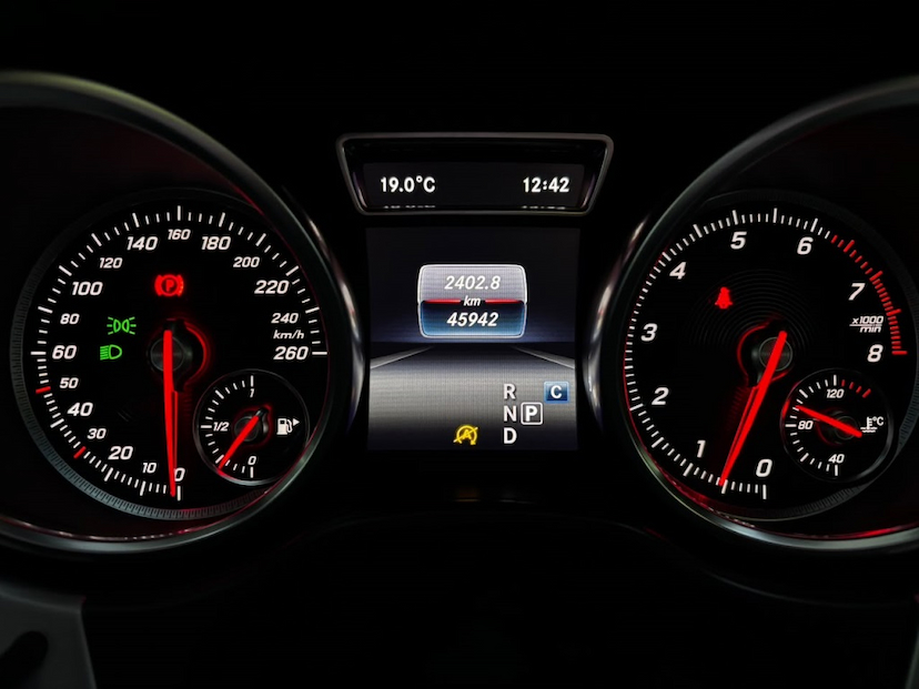 Foto do veículo MERCEDES-BENZ GLE 400 3.0 V6 GASOLINA HIGHWAY COUPÉ 4MATIC 9G-TRONIC 2019 45.942 KM 299.777,00