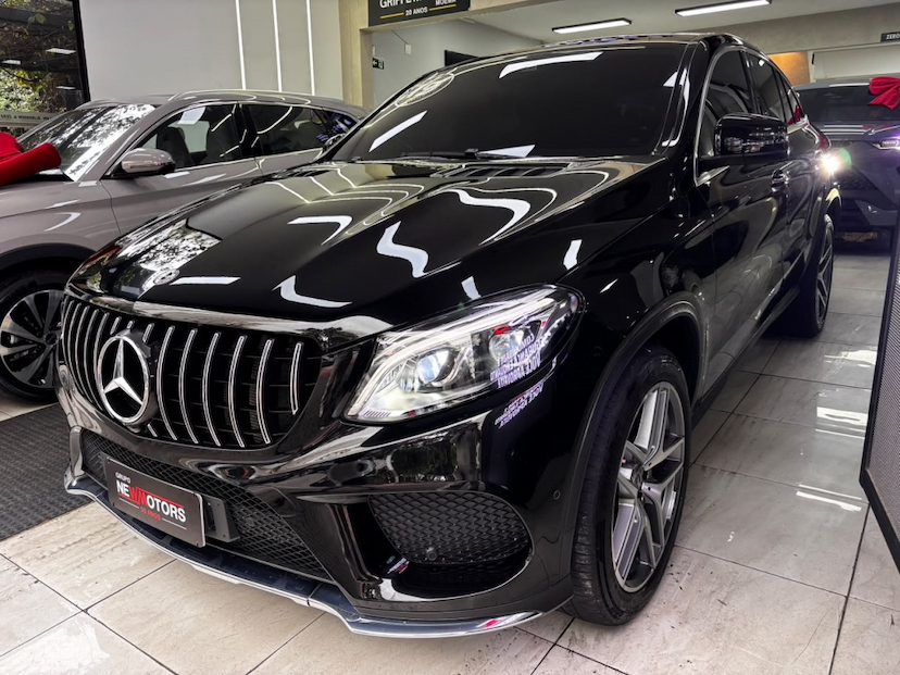 Foto do veículo MERCEDES-BENZ GLE 400 3.0 V6 GASOLINA HIGHWAY COUPÉ 4MATIC 9G-TRONIC 2019 45.942 KM 299.777,00