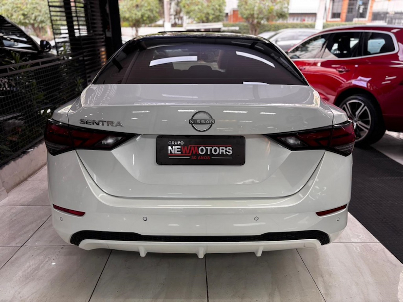 Foto do veículo NISSAN SENTRA 2.0 16V GASOLINA EXCLUSIVE XTRONIC 2025 5.848 KM 153.777,00