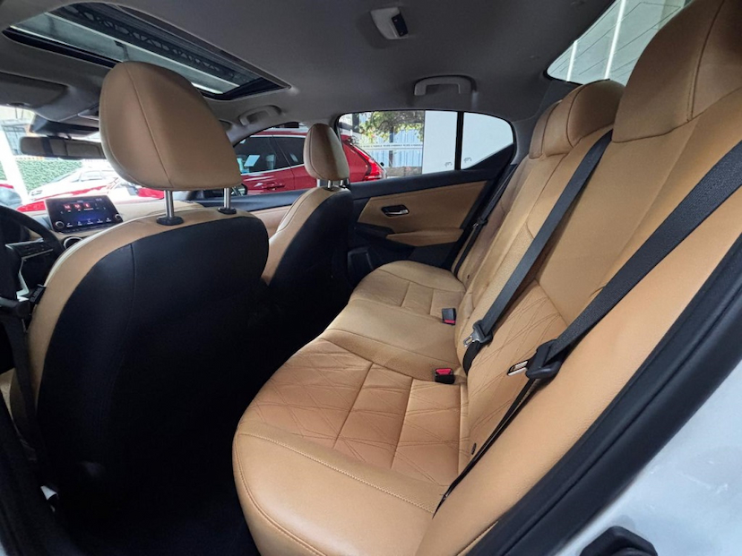 Foto do veículo NISSAN SENTRA 2.0 16V GASOLINA EXCLUSIVE XTRONIC 2025 5.848 KM 153.777,00