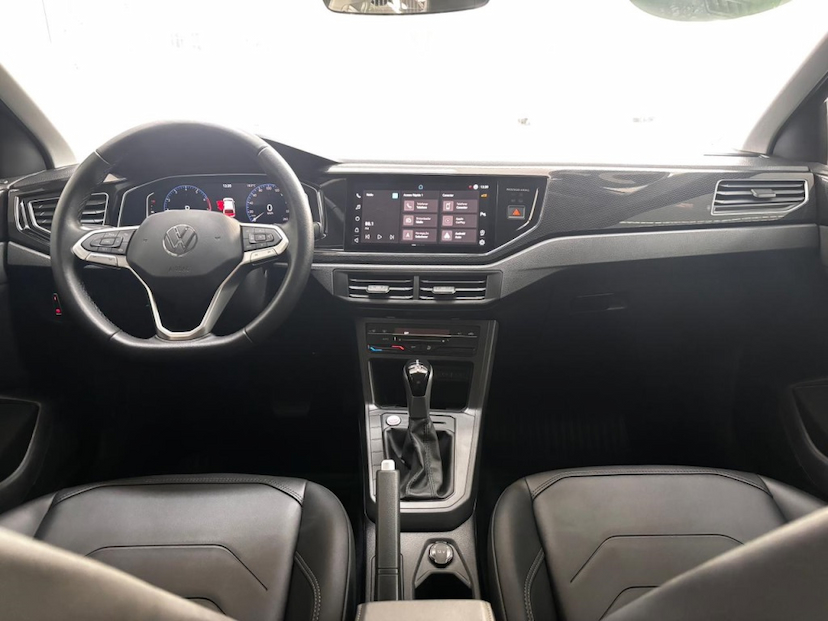 Foto do veículo VOLKSWAGEN POLO 1.0 170 TSI HIGHLINE AUTOMÁTICO 2023 39.623 KM 98.777,00