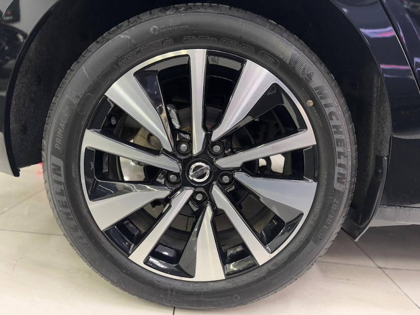 Foto do veículo NISSAN SENTRA 2.0 16V GASOLINA EXCLUSIVE XTRONIC 2023 24.263 KM 132.777,00