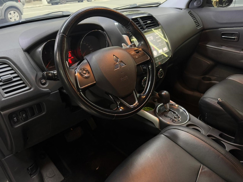 Foto do veículo MITSUBISHI ASX 2.0 4X2 16V FLEX 4P AUTOMÁTICO 2018 76.291 KM 86.777,00