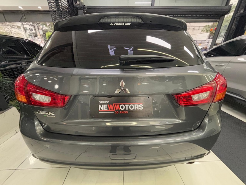 Foto do veículo MITSUBISHI ASX 2.0 4X2 16V FLEX 4P AUTOMÁTICO 2018 76.291 KM 86.777,00