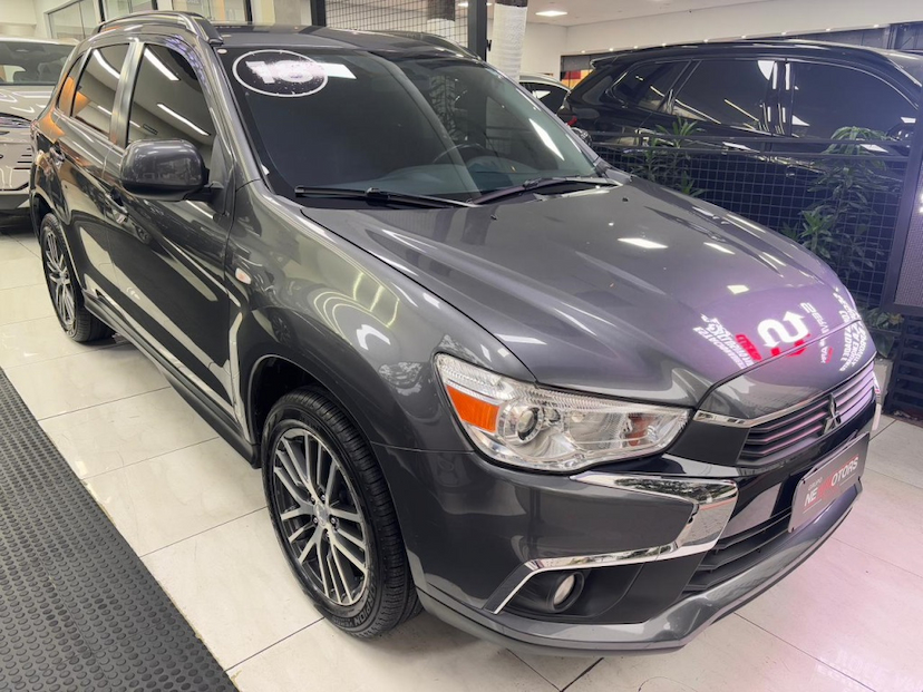 Foto do veículo MITSUBISHI ASX 2.0 4X2 16V FLEX 4P AUTOMÁTICO 2018 76.291 KM 86.777,00