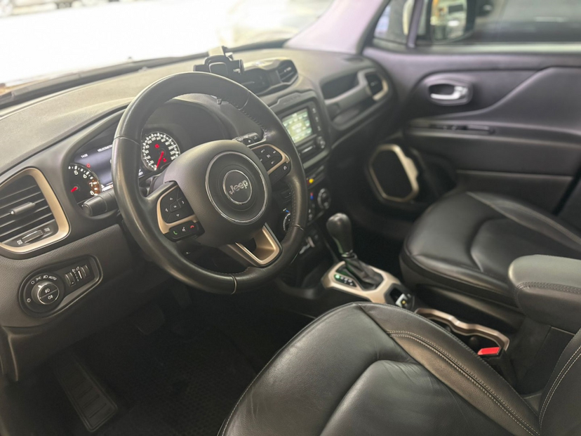 Foto do veículo JEEP RENEGADE 1.8 16V FLEX LIMITED 4P AUTOMÁTICO 2017 49.236 KM 74.777,00