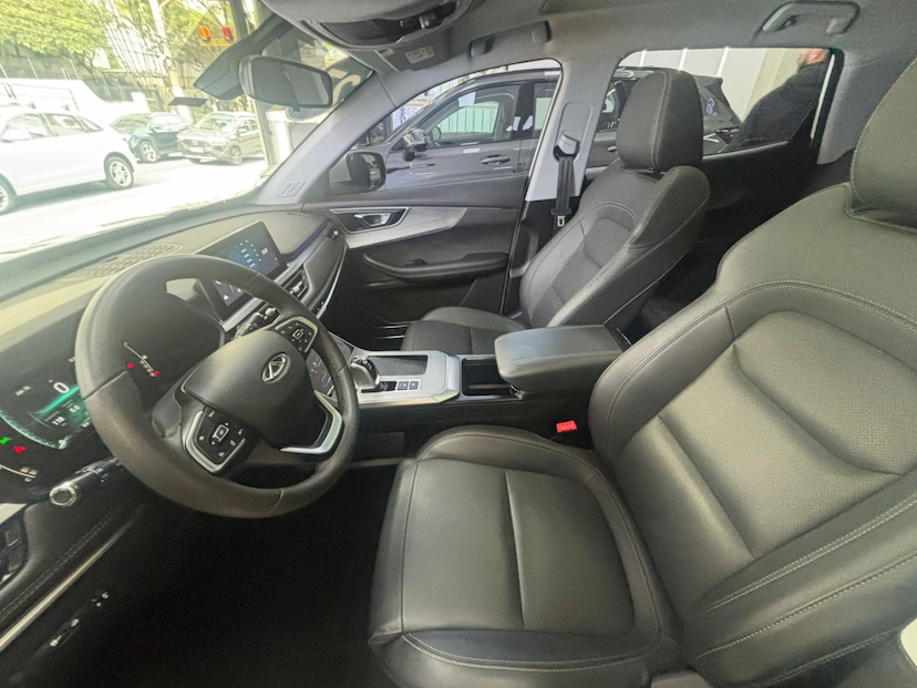 Foto do veículo CAOA CHERY TIGGO 5X PRO 1.5 VVT TURBO IFLEX CVT 2023 33.196 KM 115.777,00