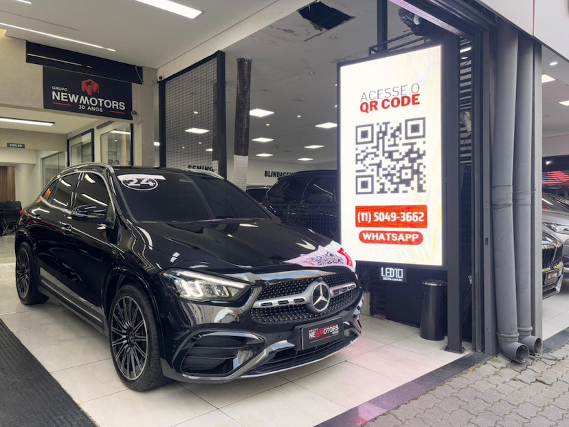 Foto do veículo MERCEDES-BENZ GLA 200 1.3 MHEV AMG LINE 7G-DCT 2024 27.531 KM 275.777,00