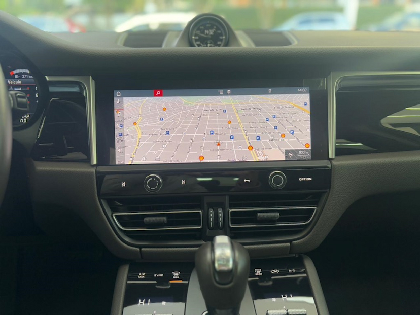 Foto do veículo PORSCHE MACAN 2.9 V6 BITURBO GASOLINA S PDK 2023 11.103 KM 489.777,00