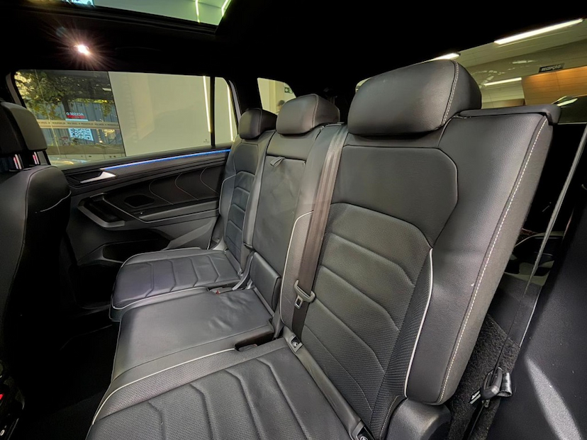 Foto do veículo VOLKSWAGEN TIGUAN 2.0 300 TSI GASOLINA ALLSPACE R-LINE AUTOMÁTICO 2025 15.867 KM 242.777,00