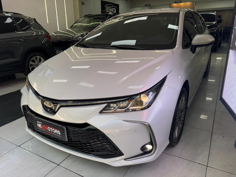 Foto do veículo TOYOTA COROLLA 2.0 VVT-IE FLEX XEI DIRECT SHIFT 2024 42.712 KM 139.777,00