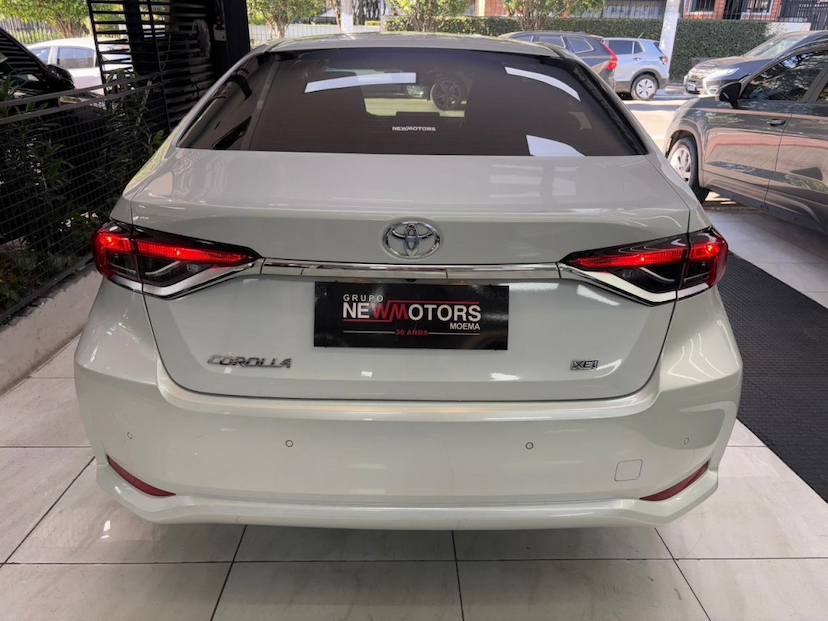 Foto do veículo TOYOTA COROLLA 2.0 VVT-IE FLEX XEI DIRECT SHIFT 2024 42.712 KM 139.777,00
