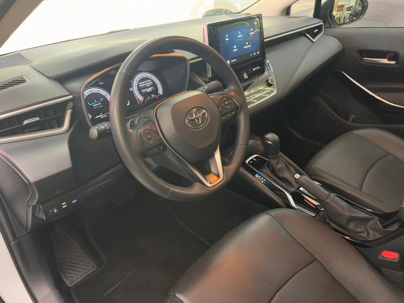 Foto do veículo TOYOTA COROLLA 2.0 VVT-IE FLEX XEI DIRECT SHIFT 2024 42.712 KM 139.777,00