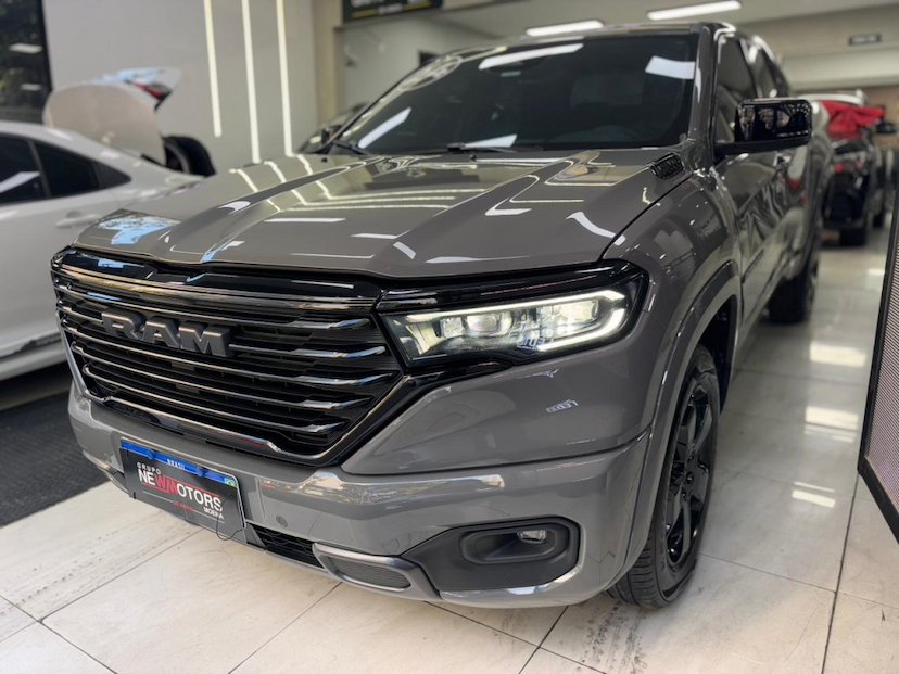 Foto do veículo RAM RAMPAGE 2.0 HURRICANE 4 TURBO GASOLINA LARAMIE 4X4 AUTOMÁTICO 2024 29.007 KM 180.777,00