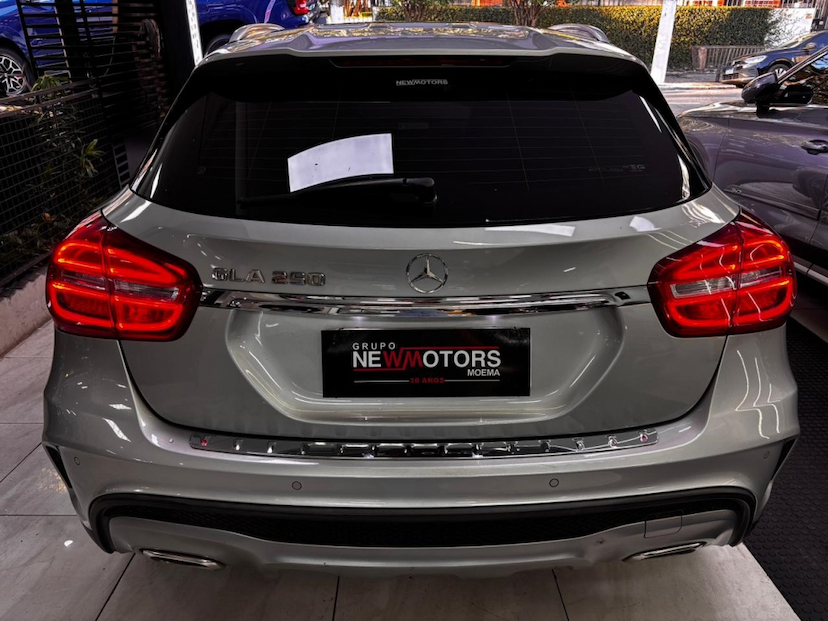 Foto do veículo MERCEDES-BENZ GLA 250 2.0 16V TURBO GASOLINA SPORT 4P AUTOMÁTICO 2017 90.162 KM 135.777,00