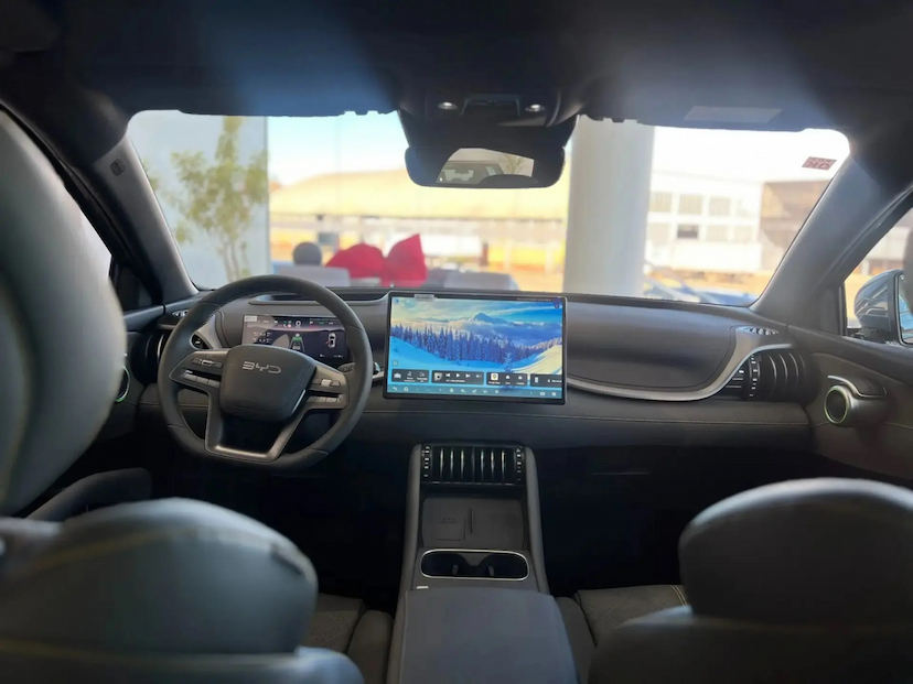Foto do veículo BYD YUAN PLUS 74,8 KW ELÉTRICO AWD 2027 0 KM 257.990,00