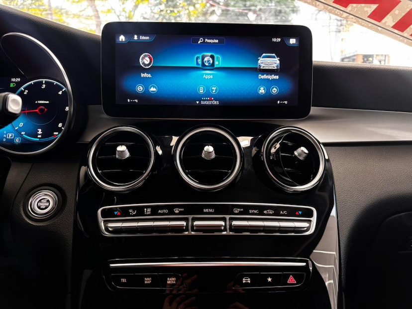 Foto do veículo MERCEDES-BENZ GLC 220D 2.0 TURBO DIESEL ENDURO 9G-TRONIC 2021 17.600 KM 227.777,00