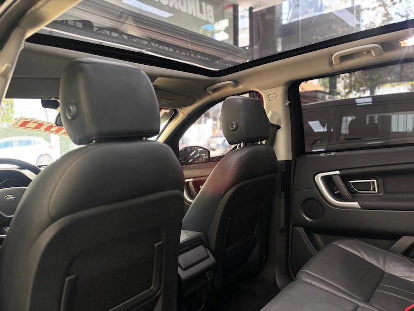 Foto do veículo LAND ROVER DISCOVERY SPORT 2.0 16V TD4 TURBO DIESEL HSE 4P 7 LUGARES AUTOMÁTICO 2018 96.000 KM 127.777,00
