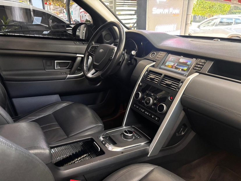 Foto do veículo LAND ROVER DISCOVERY SPORT 2.0 16V TD4 TURBO DIESEL HSE 4P 7 LUGARES AUTOMÁTICO 2018 96.000 KM 127.777,00
