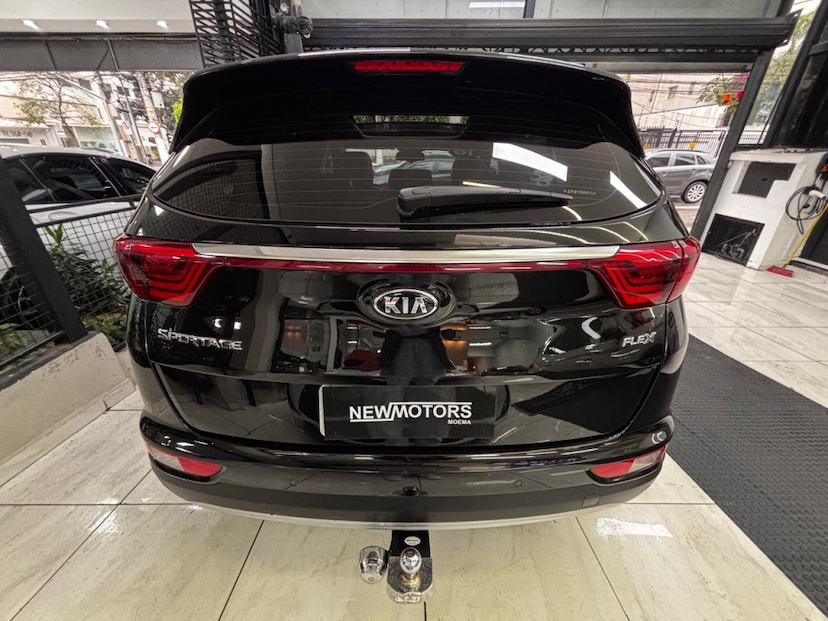 Foto do veículo KIA SPORTAGE 2.0 EX 4X2 16V FLEX 4P AUTOMÁTICO 2018 78.115 KM 117.777,00