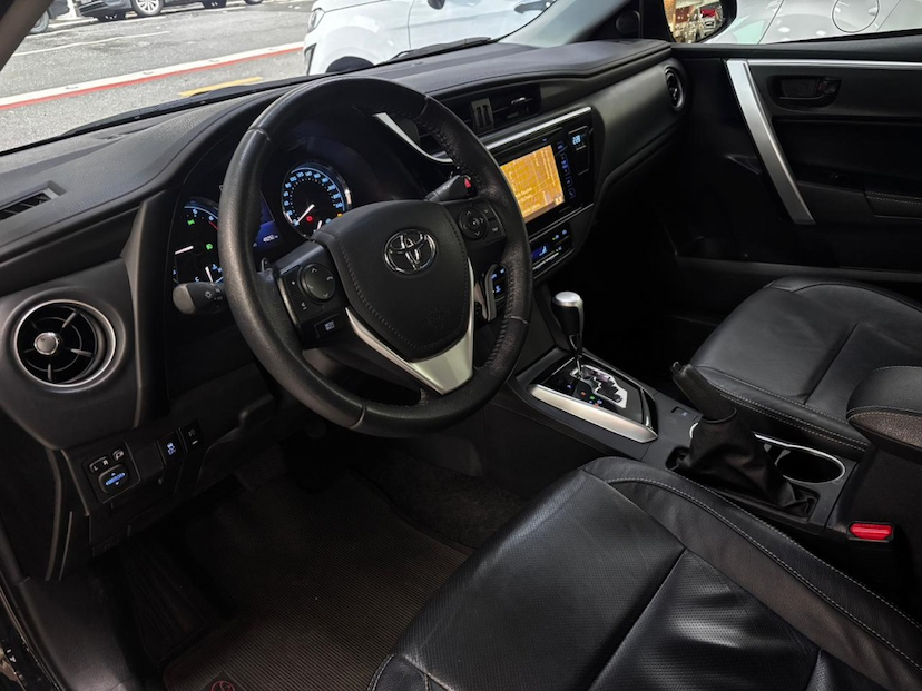 Foto do veículo TOYOTA COROLLA 2.0 XEI 16V FLEX 4P AUTOMÁTICO 2019 49.300 KM 113.777,00