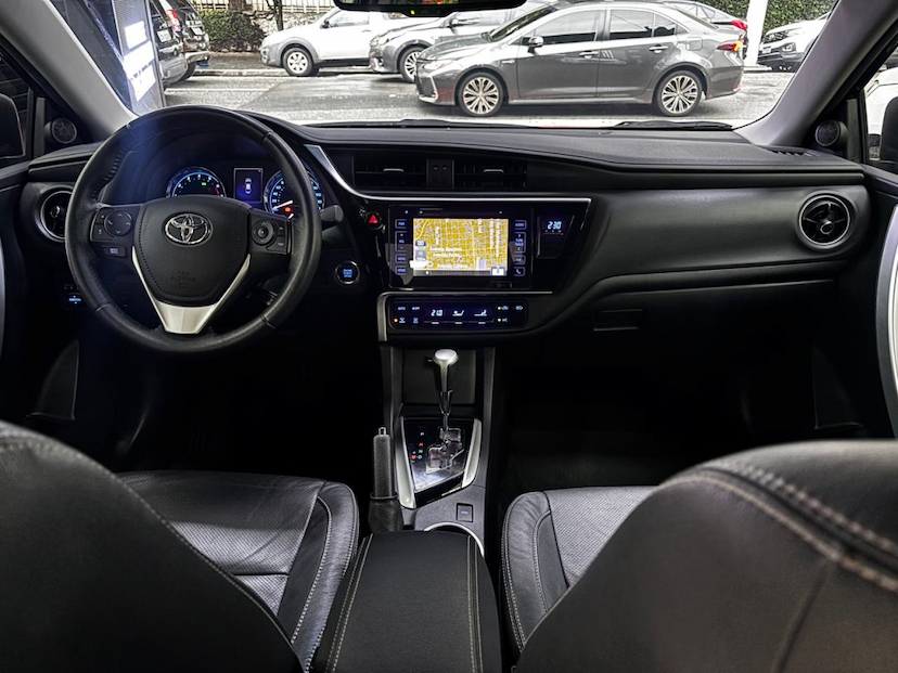 Foto do veículo TOYOTA COROLLA 2.0 XEI 16V FLEX 4P AUTOMÁTICO 2019 49.300 KM 113.777,00