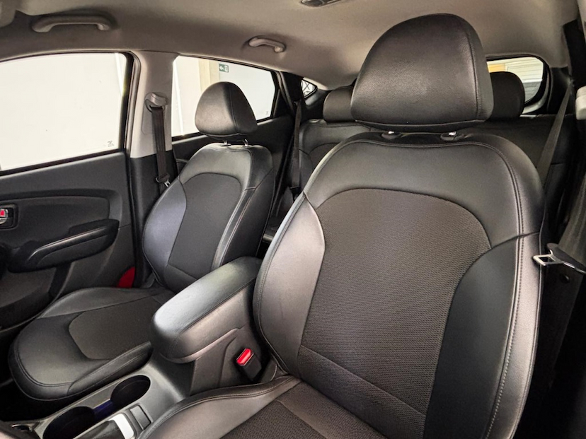 Foto do veículo HYUNDAI IX35 2.0 MPFI GL 16V FLEX 4P AUTOMÁTICO 2019 64.033 KM 93.777,00