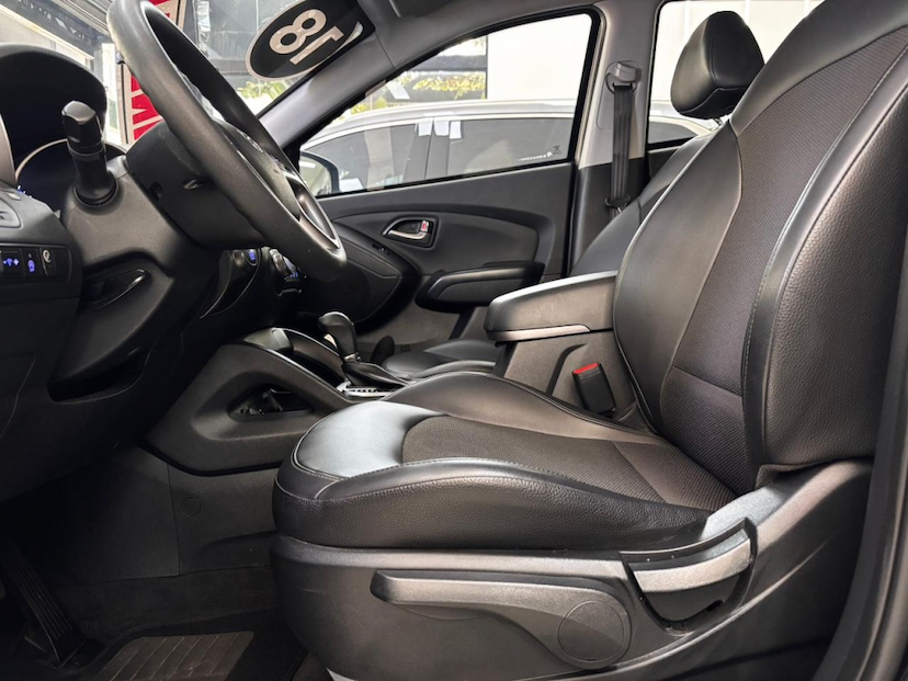 Foto do veículo HYUNDAI IX35 2.0 MPFI GL 16V FLEX 4P AUTOMÁTICO 2019 64.033 KM 93.777,00