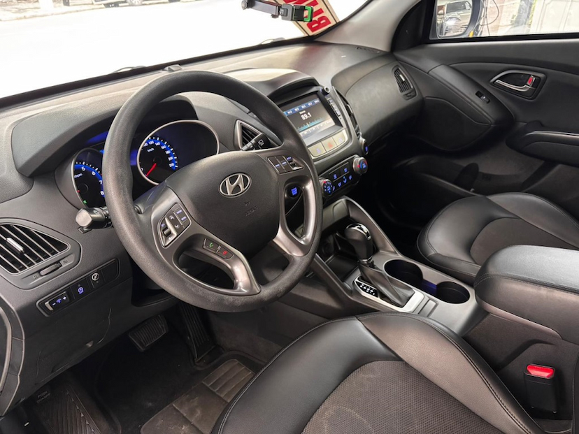 Foto do veículo HYUNDAI IX35 2.0 MPFI GL 16V FLEX 4P AUTOMÁTICO 2019 64.033 KM 93.777,00