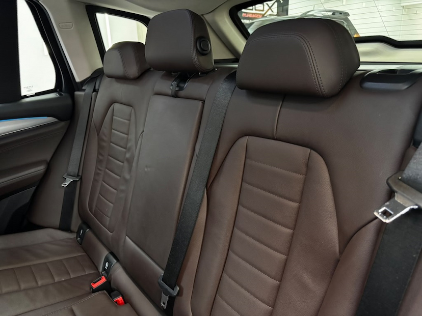 Foto do veículo BMW X3 2.0 16V HÍBRIDO X LINE XDRIVE30E STEPTRONIC 2023 30.735 KM 349.777,00