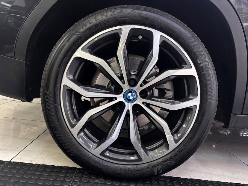 Foto do veículo BMW X3 2.0 16V HÍBRIDO X LINE XDRIVE30E STEPTRONIC 2023 30.735 KM 349.777,00