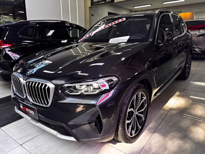 Foto do veículo BMW X3 2.0 16V HÍBRIDO X LINE XDRIVE30E STEPTRONIC 2023 30.735 KM 349.777,00
