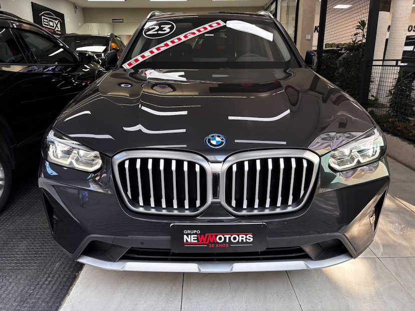 Foto do veículo BMW X3 2.0 16V HÍBRIDO X LINE XDRIVE30E STEPTRONIC 2023 30.735 KM 349.777,00