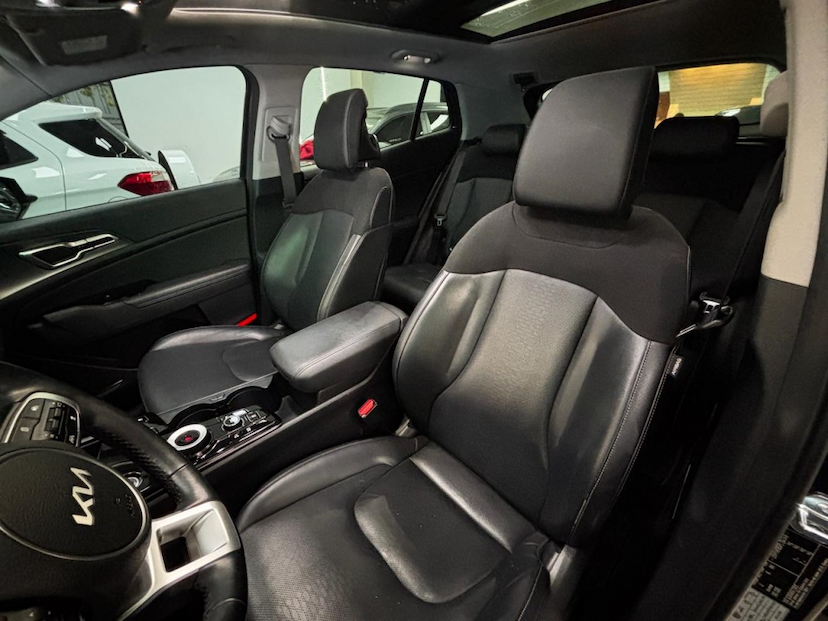 Foto do veículo KIA SPORTAGE 1.6 TGDI MHEV EX PRESTIGE DCT 2023 43.783 KM 164.777,00