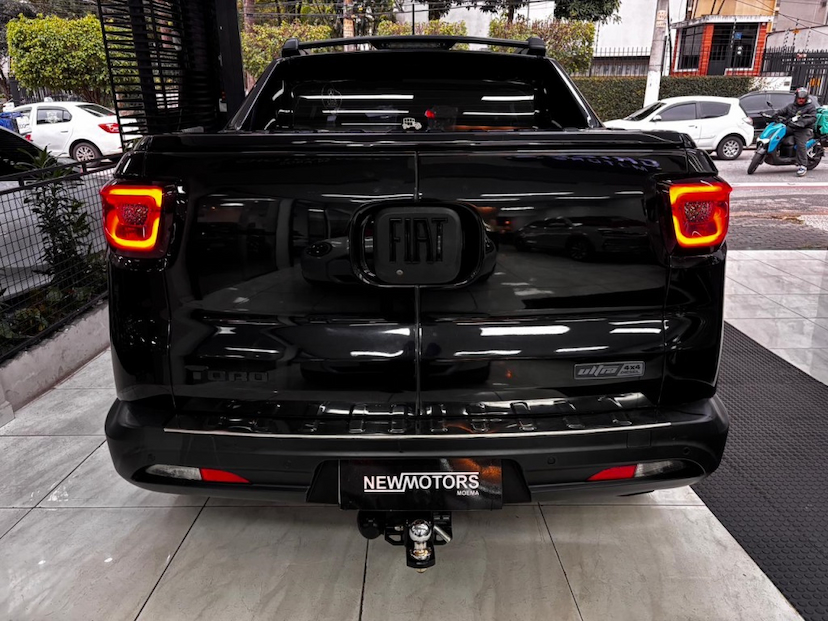 Foto do veículo FIAT TORO 2.0 16V TURBO DIESEL ULTRA 4WD AT9 2021 91.684 KM 118.777,00