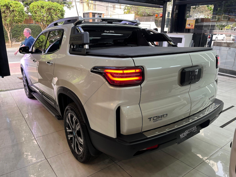 Foto do veículo FIAT TORO 2.2 TURBO DIESEL RANCH 4WD AT9 2027 0 KM 194.580,00
