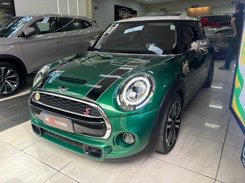Foto do veículo MINI COOPER 2.0 16V TWINPOWER GASOLINA S 2P STEPTRONIC 2020 60.117 KM 134.777,00