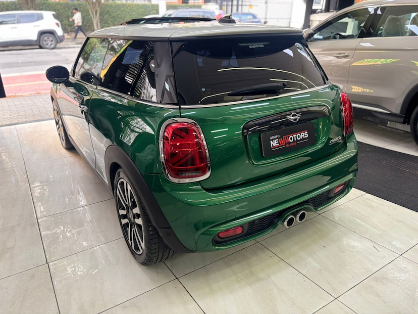 Foto do veículo MINI COOPER 2.0 16V TWINPOWER GASOLINA S 2P STEPTRONIC 2020 60.117 KM 134.777,00