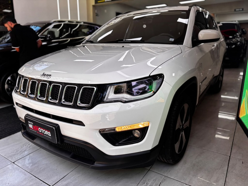 Foto do veículo JEEP COMPASS 2.0 16V FLEX LONGITUDE AUTOMÁTICO 2018 63.491 KM 88.777,00