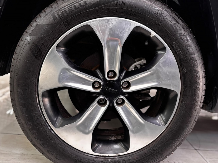 Foto do veículo JEEP COMPASS 2.0 16V FLEX LONGITUDE AUTOMÁTICO 2018 63.491 KM 88.777,00